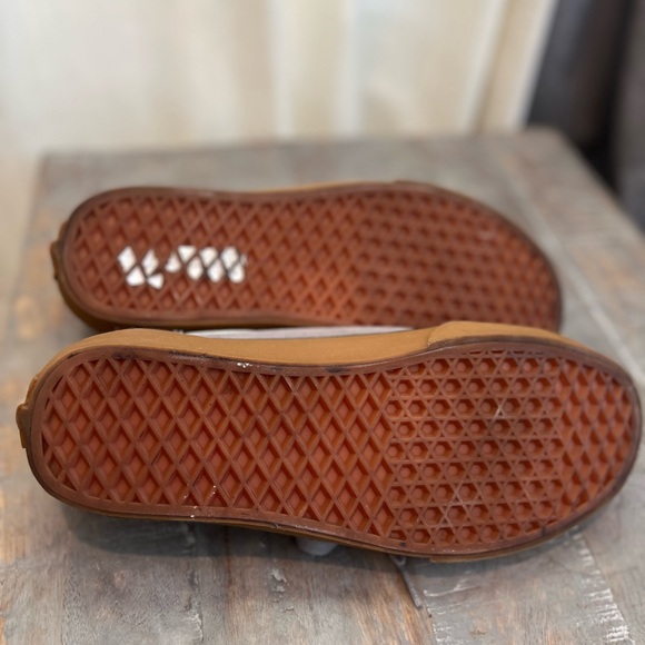 Gray and White Vans Men's Ward Suede Sneaker with gum sole. - Picture 9 of 13